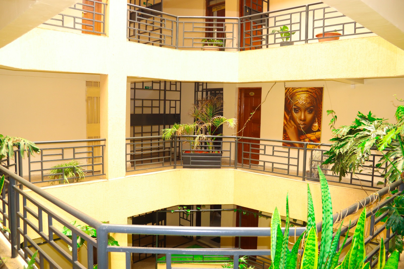 WhatsApp Image 2025-10-03 at 09.22.55 (10)